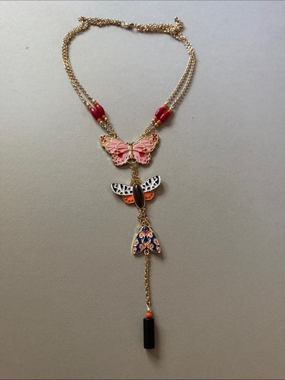 Necklace with Pink, Red and Orange Butterfly Charms A2136 - Picture 3 of 3